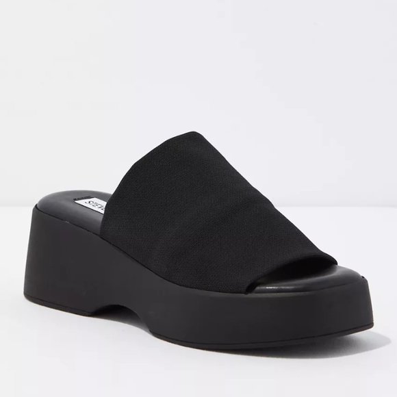 Steve Madden Women's Slinky30 Sandal - Picture 6 of 6